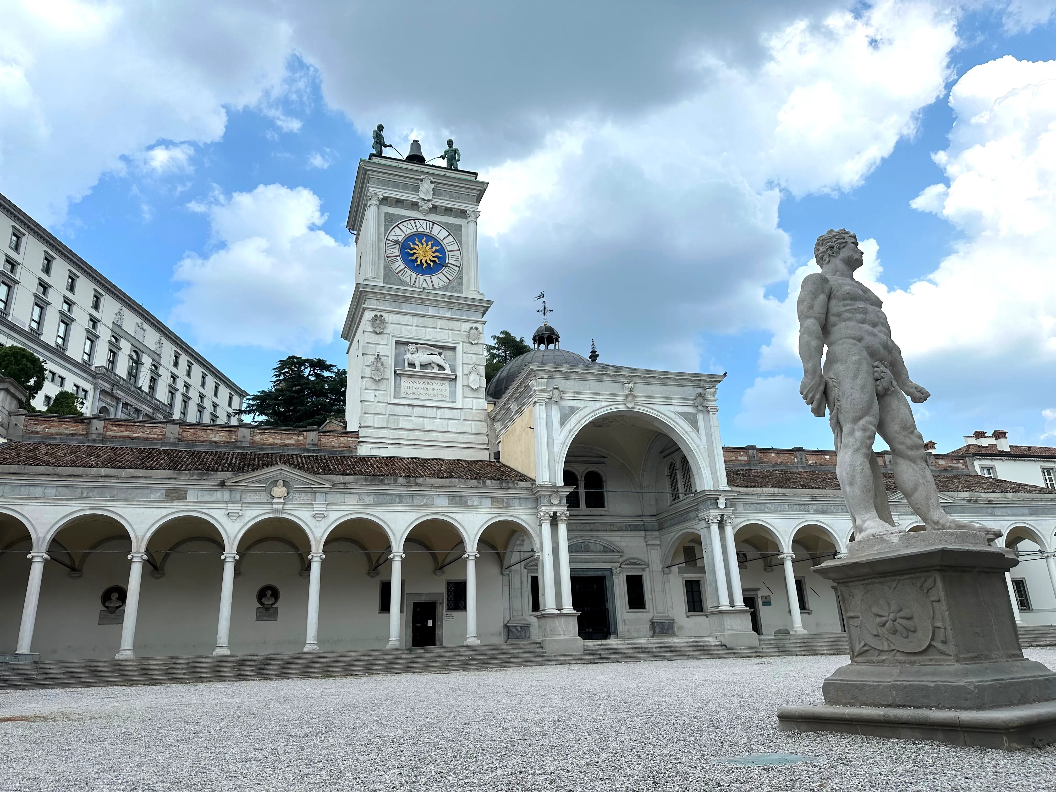 Piazza della Libertà in Udine